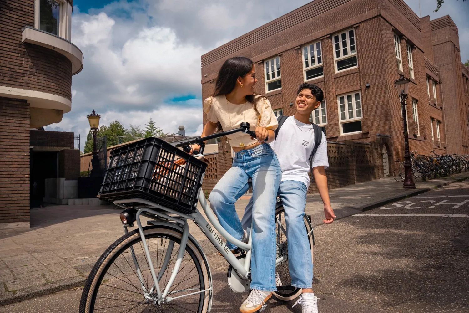 E-Nite en E-Tide best getest in Back to school-fietstest 2025